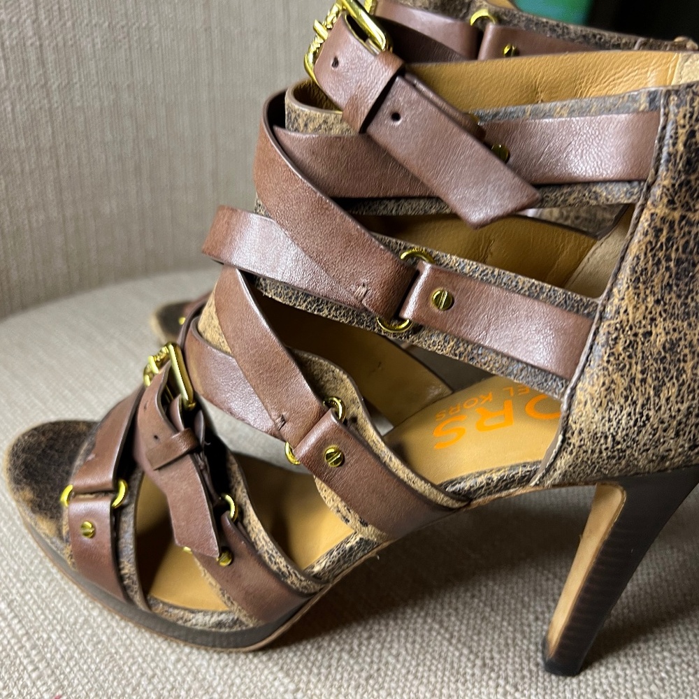 🟤 AUTHENTIC MICHAEL KORS GLADIATOR STYLE LEATHER HEEL🟤